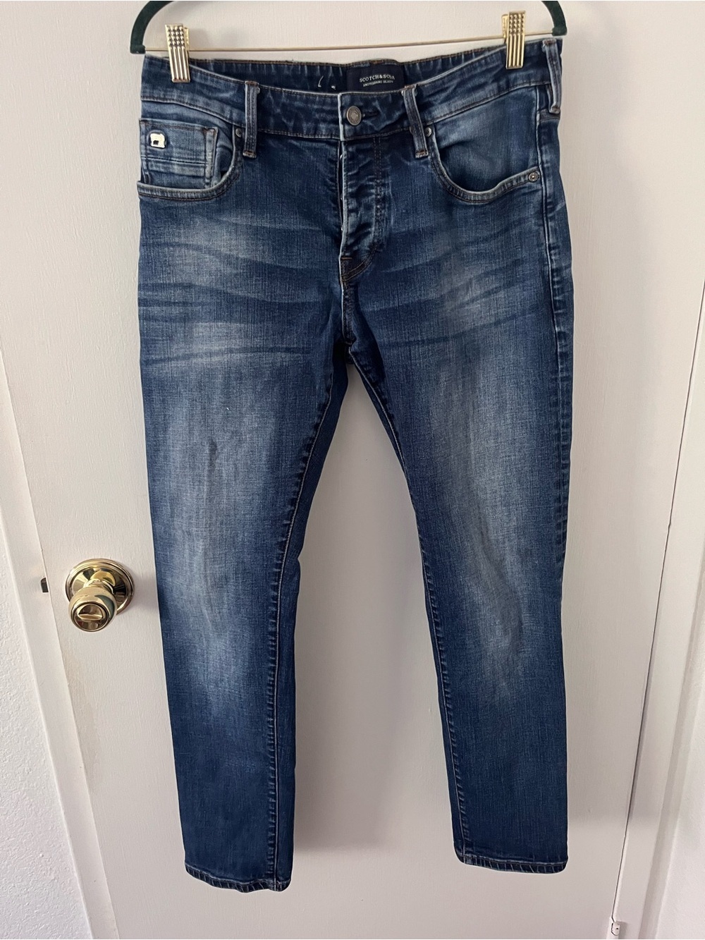 7 For All Mankind B(air) High Rise Skinny Jeans Whiskered Medium Wash 29